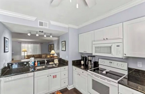 Butler Beach House | St. Augustine Beaches - Private Beach - Charming and Quiet Townhouse
