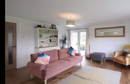 St Ives House | St Ives Countryside Holiday Home Hottub + Games Room