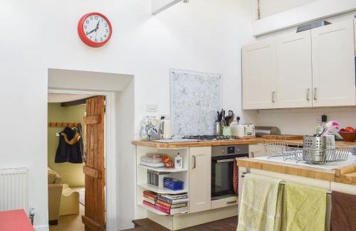 Shaftesbury House | St James Cottage