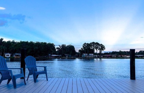 Astor House | St. Johns RIVERFRONT Key Lime House