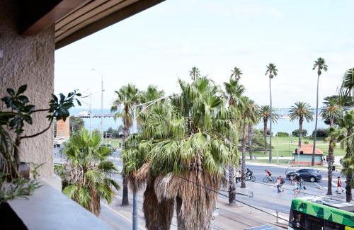 St Kilda Apartment | St Kilda Beachfront Penthouse