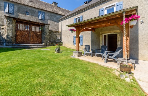 Vignec House | St Lary/vignec: "les 3 Flocons" Maison de Vacances 10 Personnes