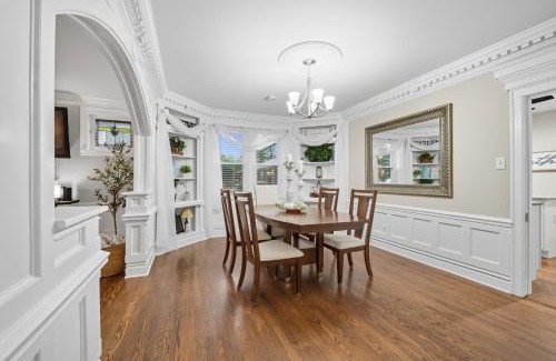 Mehlville House | St, Louis Retreat with Game Room & Yard home