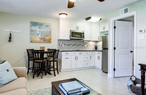 St. Pete Beach Condo | St. Pete Beach Getaway!