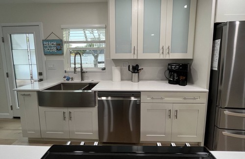 Don Cesar Cottage | St Pete Beach House Rental - Castaway Casita