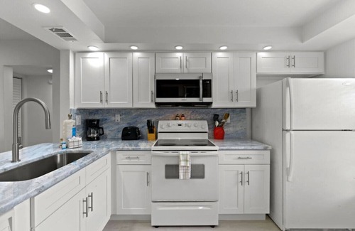 Casa del Mar Apartment | St Pete Isla Casa C-103 2/2 Bath Amazing View!