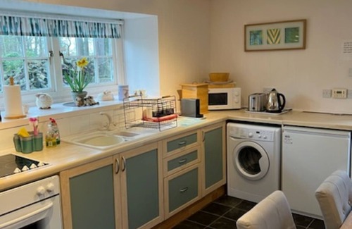 Paxton Cottage | Stable Cottage - spacious one level cottage with private courtyard.