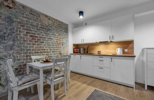 Praga Apartment | Stadion Narodowy 45m2, Top Location, Metro by Rentujemy