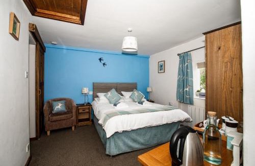 Sibford Gower Hotel | Stag's Head