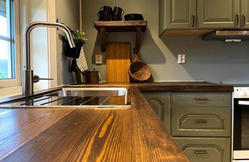 Tolga Municipality Apartment | Stall-loftet, Aastrøen gård, Vingelen