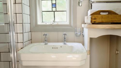 Stamford Ski Chalet | Stamford Cider Huts