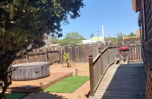 Tombstone Cabin | Stampede - Cabin 2 Tiny Home w/hot tub · Stampede - Cabin 2 Tiny Home w/hot tub
