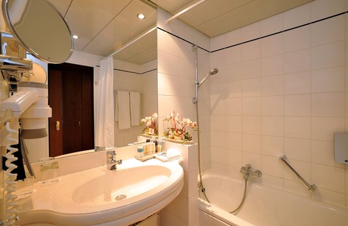Cottbus House | Standard Doppelzimmer 11 - Radisson Blu Hotel Cottbus