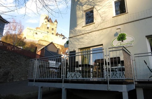 Burgschwalbach Bed & Breakfast | Standard double room 2 (room 2) - Gästehaus Auszeit