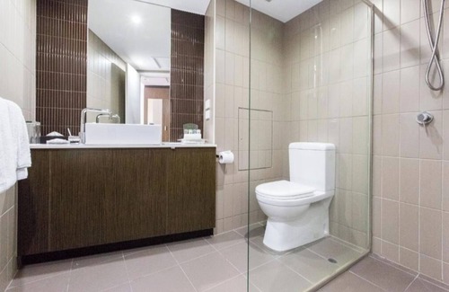Townsville Hotel | Standard King Room Townsville CBD
