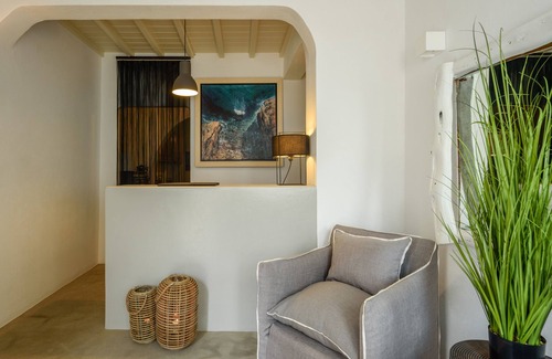 Elia Hotel | Standard Pool Front Room