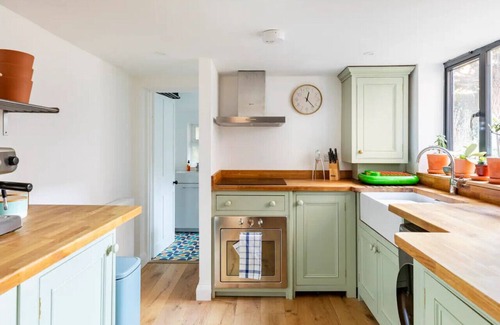 Oxford Apartment | Stanley Road - Gorgeous Modern Flat in Oxford