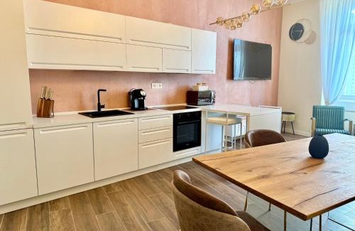 Gorizia Apartment | StaraGo Vienna Suite - Confort e stile nel cuore di Gorizia