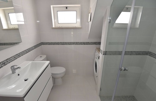 Praia da Luz Cottage | Starfish Cottage - 2 bed 2 bath with balcony and sea view