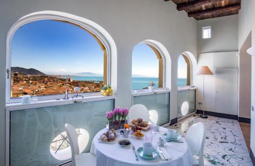 Historical Downtown Salerno Apartment | Starhost - DIMORA COPETA stunning seaview
