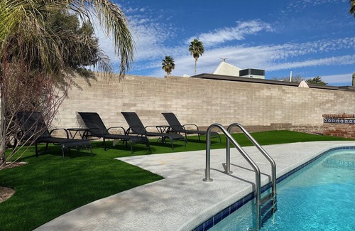 Westside Development House | Starr Pass Putting n’ Pool 3br/2ba Sleeps 8 w/heated pool