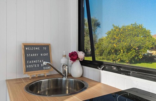 Forbes House | Starry Night Farmstay by Tiny Away