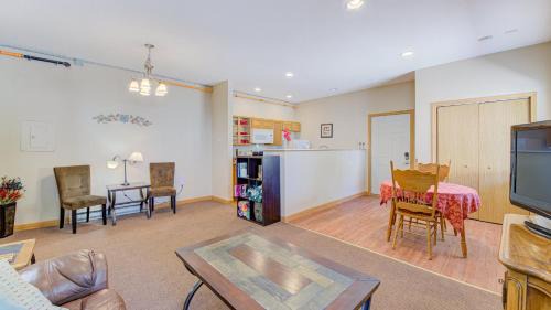Pepin Apartment | Starshine Condo - 2 Minute Walk to the Beach!