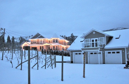 Okanagan-Similkameen Cottage | Starz Vineyard Vacation Rental