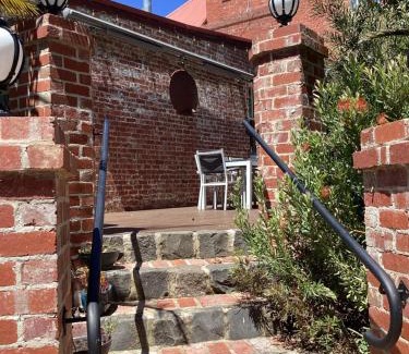South Dudley Bed & Breakfast | State Mines Hotel