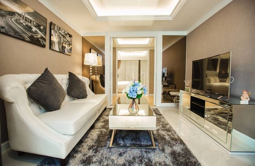 Bang Rak Condo | STATE TOWER SILOM BY HALOTH