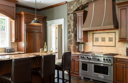 Hot Springs House | Stately, Pet-friendly luxury home with pool table and WiFi