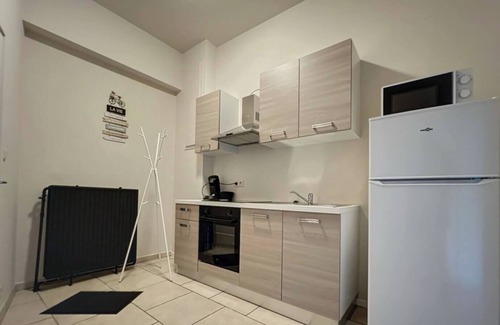 Ransart Apartment | Station 173A Brussels-Charleroi-ai