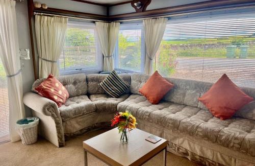 Dunbar House | Station House Caravan