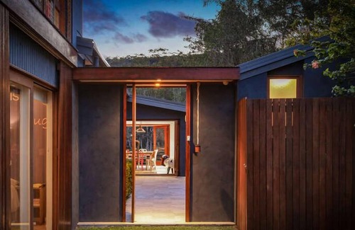 Pearl Beach House | *Stay 3 and only pay for 2 nights this Winter/ Stay 4, only pay 3 nights July School Holiday*
