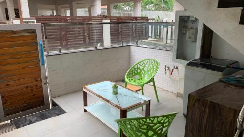 Pune Bed & Breakfast | Stay 5 Mins from Pune Airport
