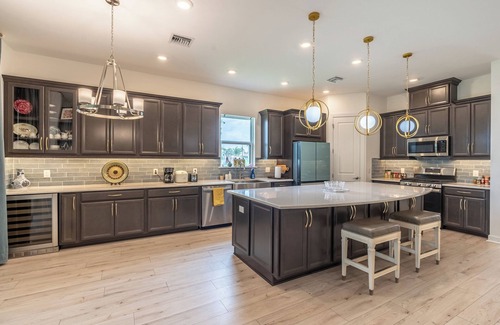 Naples House | Stay a stylish 3BR retreat in Naples—perfect for families or groups