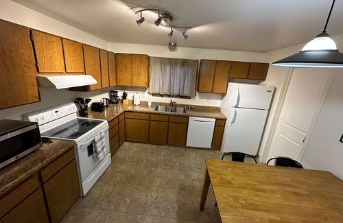 Downtown Anchorage Apartment | Stay Anchorage! Fully Furnished Apartments with GCI RED 2 GIG Internet