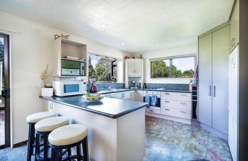 Motueka House | Stay and Play in Motueka