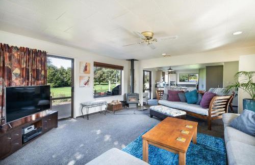 Motueka House | Stay and Play in Motueka