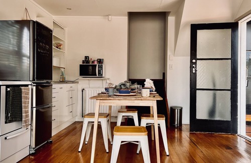 Rotorua House | Stay at a 100 y.o. geothermal property in central Rotorua!