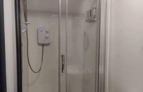 St. Thomas Apartment | Stay at the Osterley - Room 7