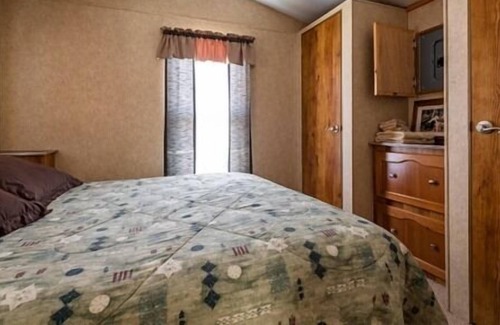 Neillsville Apartment | Stay at this quant home perfect for the traveling outdoors enthusiasts not far from Lake Arbutus.
