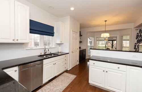 Buechel House | Stay Close to Shops, Restaurants, Fun & Easy Highway Access.