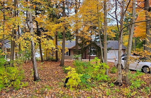 Point Clark House | Stay in Canada! Come to Lake Huron 4 your vacation, there's lots to see and do!