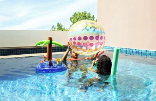 Zig Zag Ward Villa | Stay in style with Cliffhanger Villa w/own pool