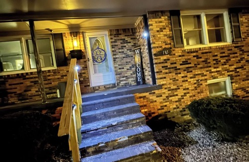 Danville House | Stay in the heart of Danville 2