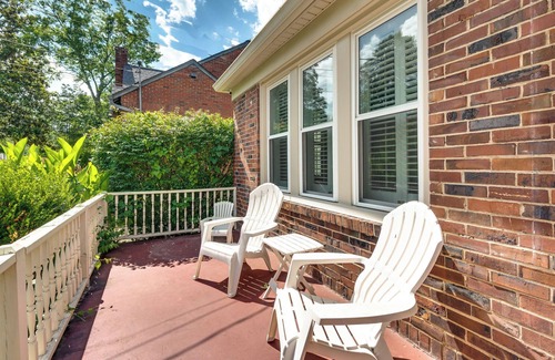 Green Hills Cottage | Stay Nashville Vacation - Cozy Cottage - Downtown, 12S, Green Hills, Gulch