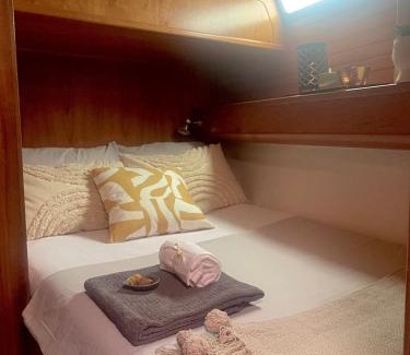 Parque das Nacoes Boat Rental | Stay On - Sailboat