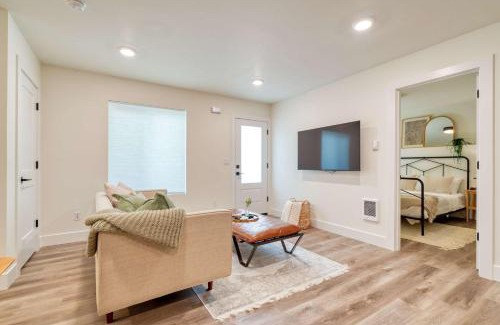 Belmont House | Stay Portland - The Madison Farmhouse - Vintage Shops & Espresso