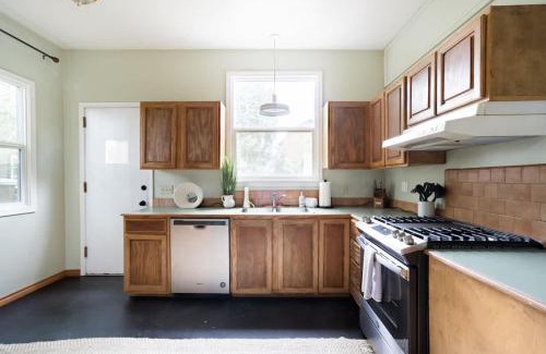 Alphabet Historic District House | Stay Portland - The Original Portland Mayor Estate - 6 Beds